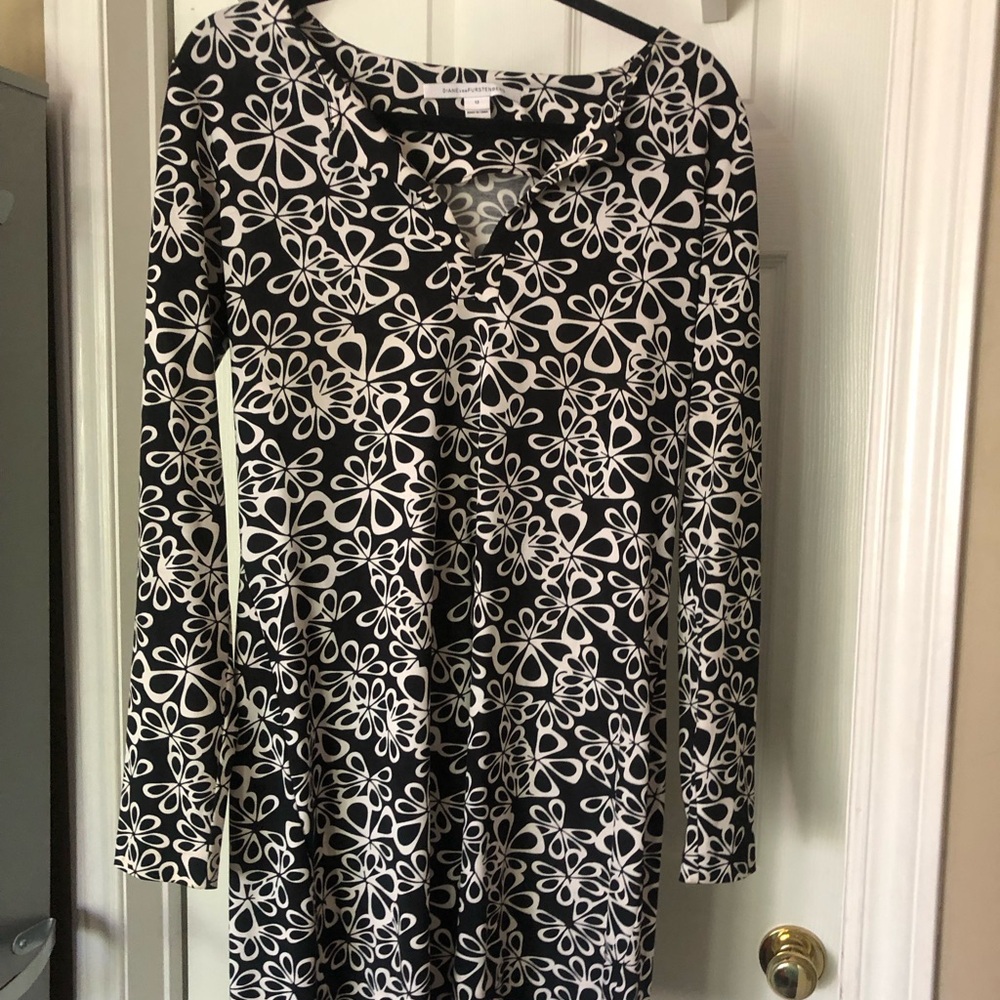 Diane von Furstenberg Long Sleeve Dress Sie 12
